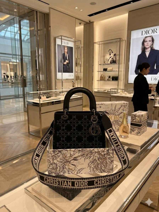 Christian Dior studded lady Dior bag