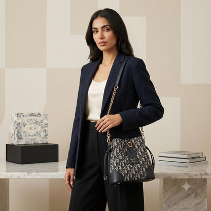 Luxury bucket bag
