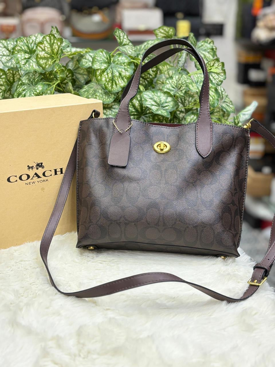 Luxury tote handbag