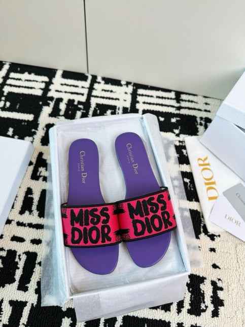 Luxury premium quality Flats for women