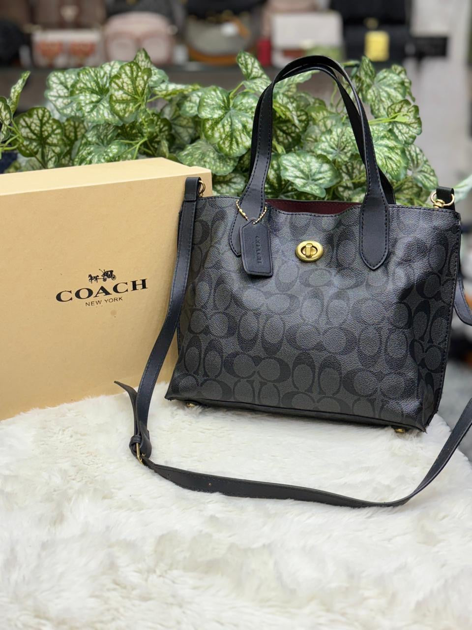 Luxury tote handbag