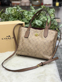 Luxury tote handbag