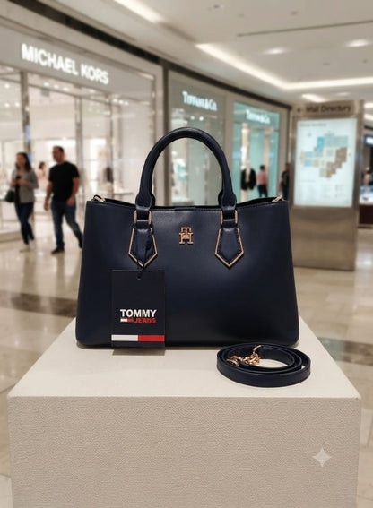 Luxury tote for women