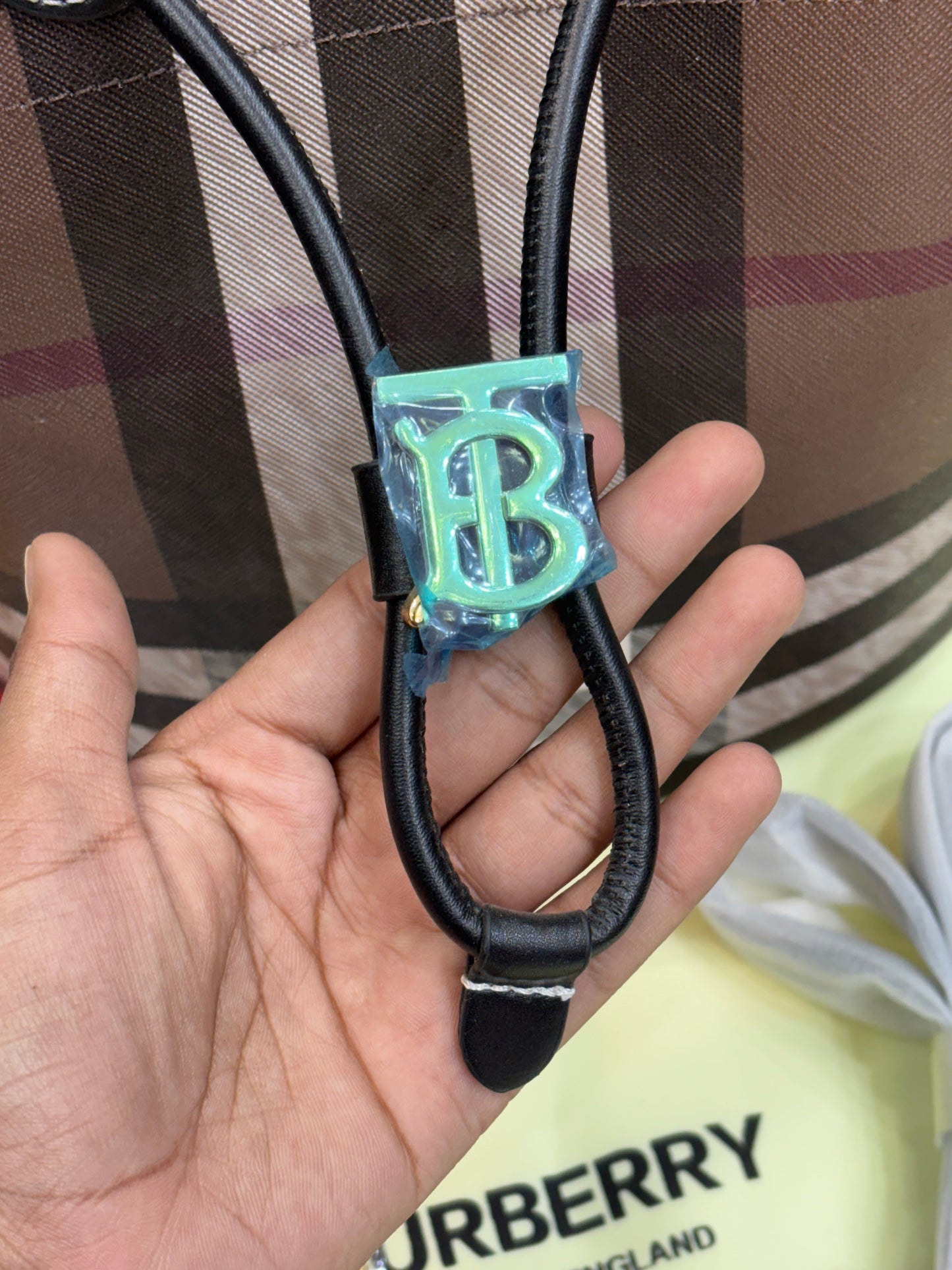 Luxury premium bucket bag for women