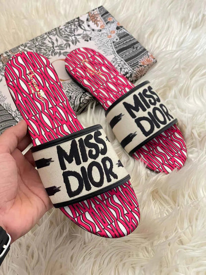 Luxury premium quality Flats for women