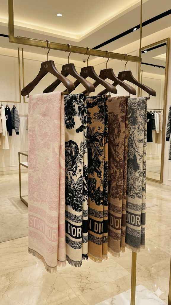 Luxury Christian Dior fully warm shawl