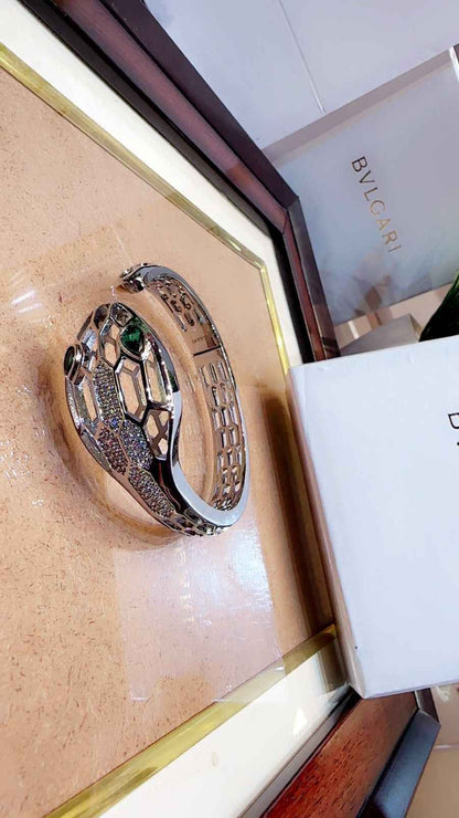 Bvl Bracelet with Ring – Latest Luxury Jewellery Set
