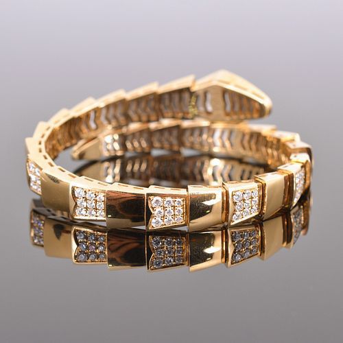 Gold Bracelet with Ring – Latest Luxury Jewellery Set